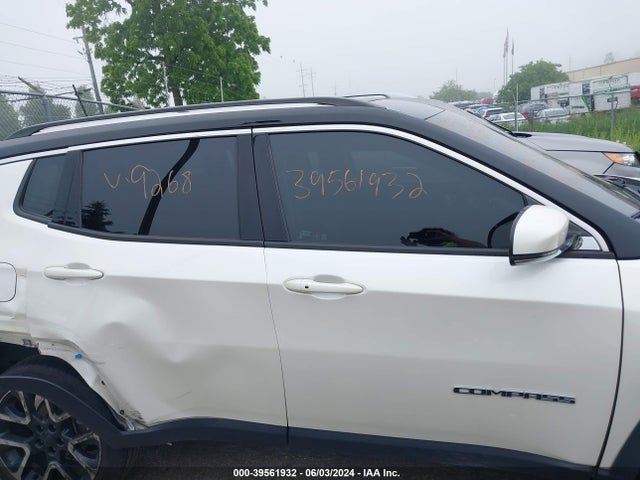 3C4NJDCB5JT369268 Jeep Compass Limited 4x4