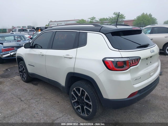 3C4NJDCB5JT369268 Jeep Compass Limited 4x4
