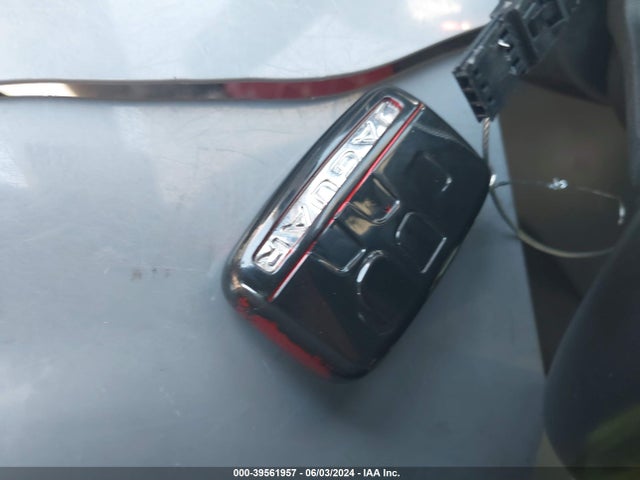 2018 JAGUAR XE SAJAJ4EV1JCP21880 Photo 10