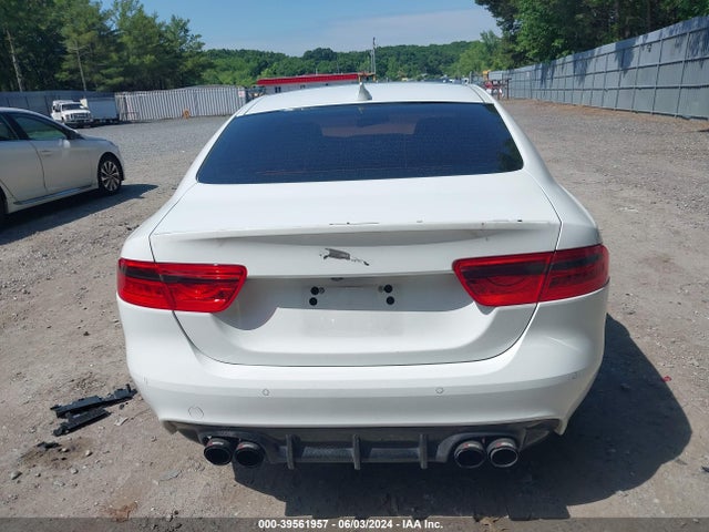 Jaguar Xe 35t Premium 2018 SAJAJ4EV1JCP21880 Image 16