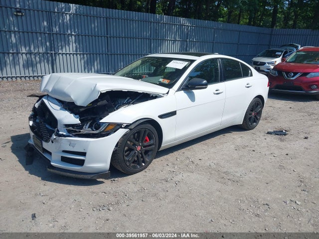 2018 JAGUAR XE SAJAJ4EV1JCP21880 Photo 1