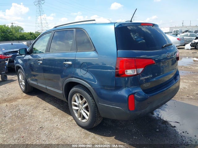 KIA SORENTO LX 2014 5XYKTCA64EG456315 Image 3
