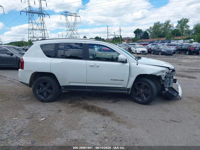 Jeep Compass Latitude 2014 1C4NJDEB7ED792698 Image 13