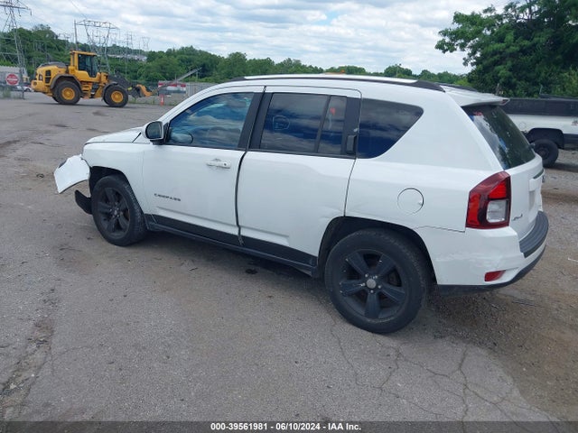 Jeep Compass Latitude 2014 1C4NJDEB7ED792698 Image 3