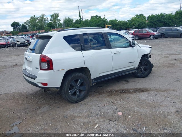 Jeep Compass Latitude 2014 1C4NJDEB7ED792698 Image 4