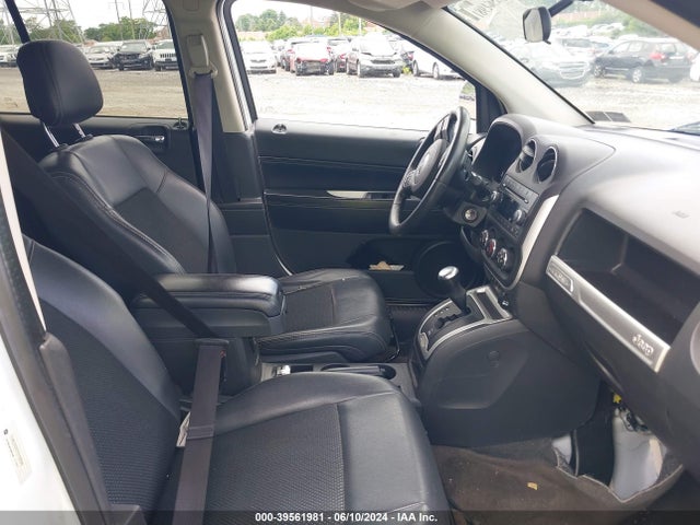 Jeep Compass Latitude 2014 1C4NJDEB7ED792698 Image 5