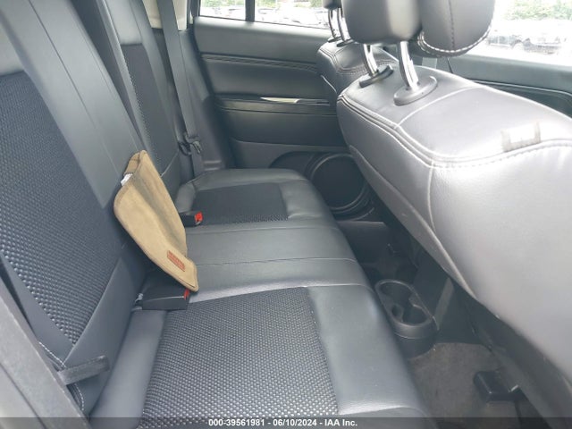 Jeep Compass Latitude 2014 1C4NJDEB7ED792698 Image 8