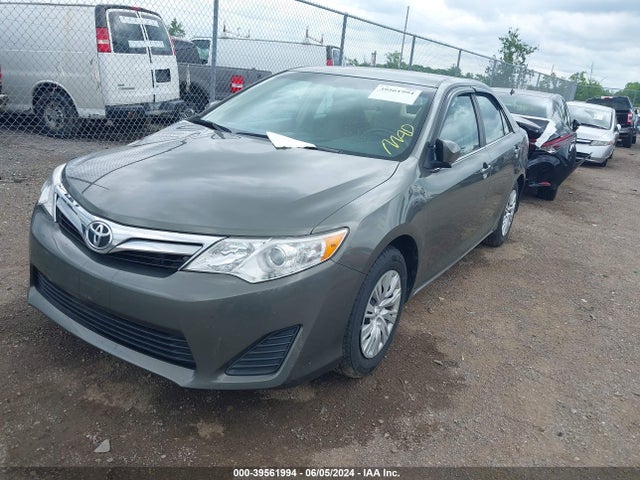 Toyota CAMRY LE 2014 4T1BF1FKXEU745968 Image 2