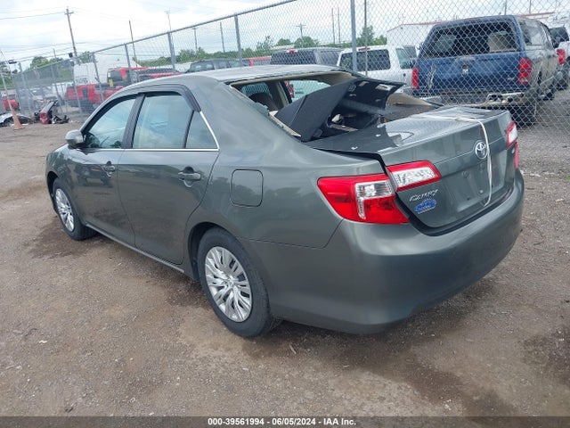 Toyota CAMRY LE 2014 4T1BF1FKXEU745968 Image 3