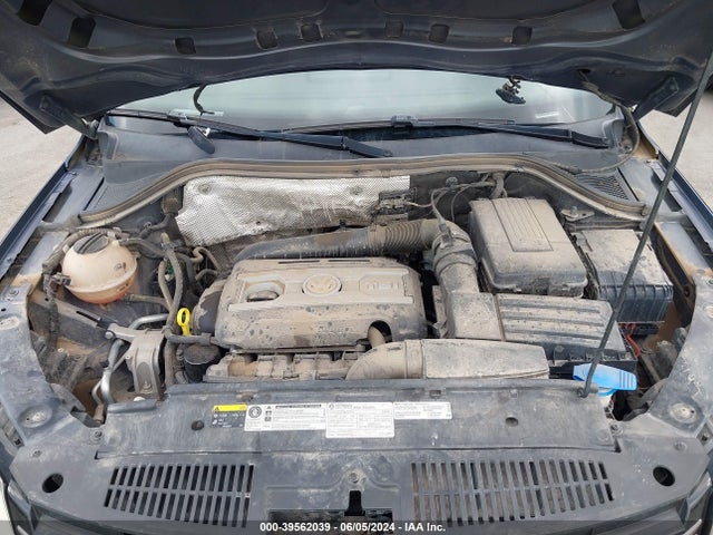 WVGAV7AX9GW611609 Volkswagen TIGUAN S