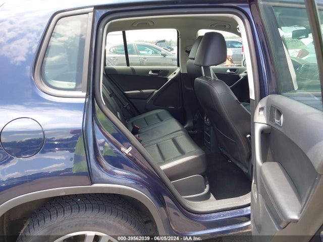 WVGAV7AX9GW611609 Volkswagen TIGUAN S