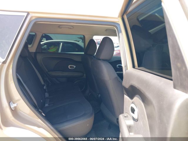 KNDJN2A27F7125000 KIA Soul