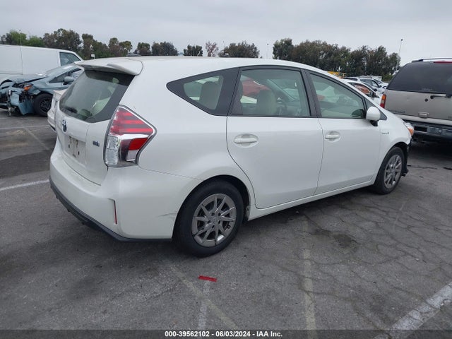 Toyota Prius V Four 2017 JTDZN3EU3HJ072287 Image 4