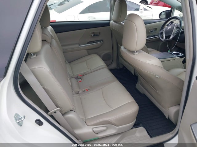 Toyota Prius V Four 2017 JTDZN3EU3HJ072287 Image 8