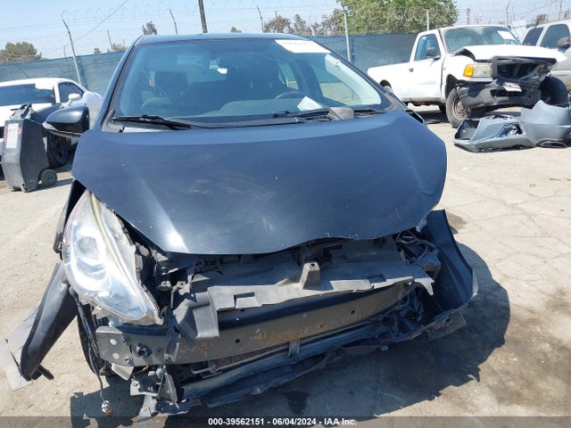 Toyota Prius C Two 2016 JTDKDTB34G1123486 Image 13