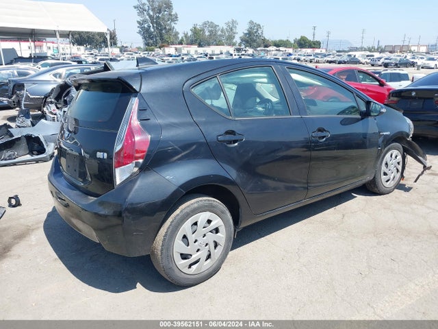 Toyota Prius C Two 2016 JTDKDTB34G1123486 Image 4