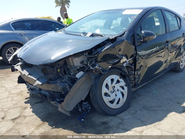 Toyota Prius C Two 2016 JTDKDTB34G1123486 Image 6