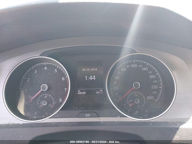 3VW117AU5GM012452 Volkswagen Golf Tsi S 4-door