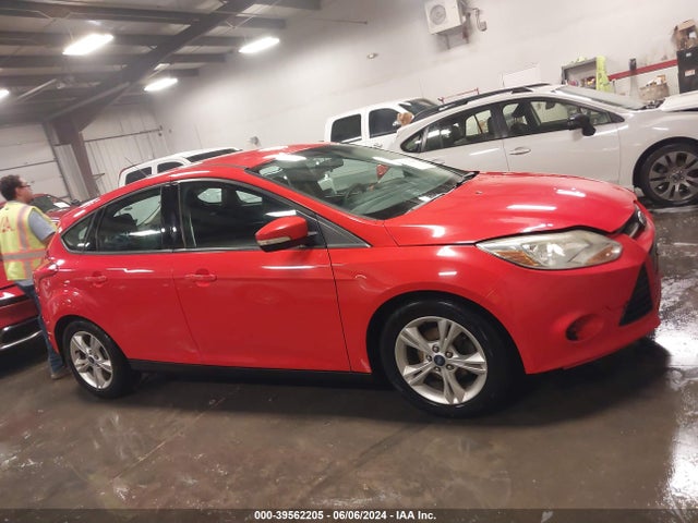 Ford FOCUS SE 2014 1FADP3K24EL199403 Image 13