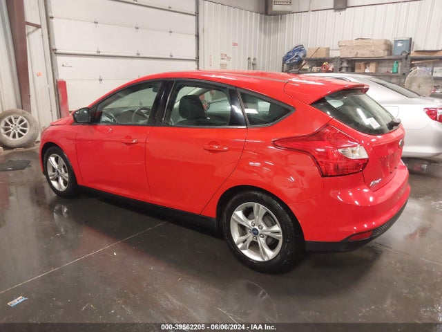 Ford FOCUS SE 2014 1FADP3K24EL199403 Image 3