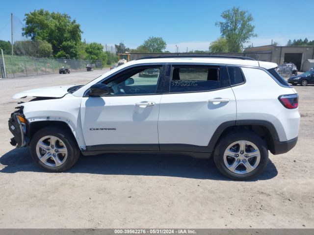 3C4NJDBN5RT606879 Jeep Compass Latitude 4x4