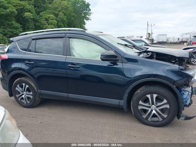 Toyota RAV4 LE 2018 JTMBFREV4JJ260168 Image 13