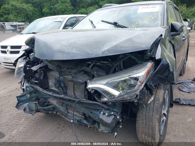 Toyota RAV4 LE 2018 JTMBFREV4JJ260168 Image 6