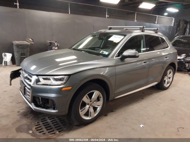 WA1BNAFY1K2135745 Audi Q5 45 Premium