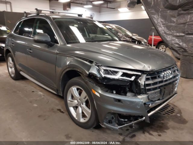 WA1BNAFY1K2135745 Audi Q5 45 Premium