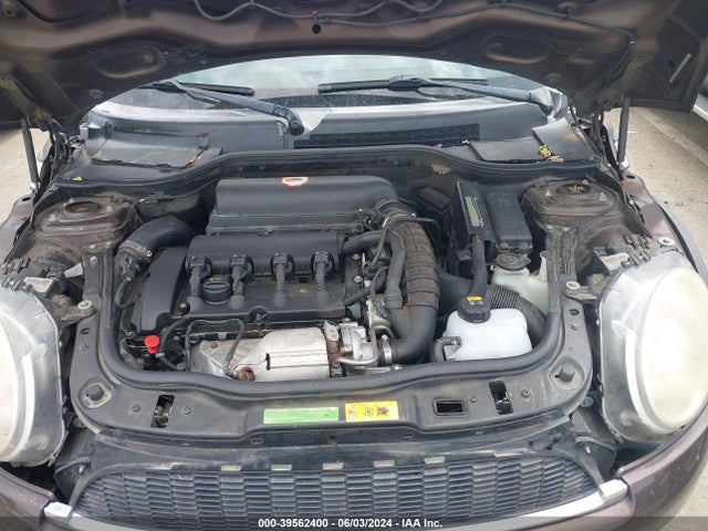 2010 MINI COOPER S CLUBMAN WMWMM3C59ATP76588 Photo 9