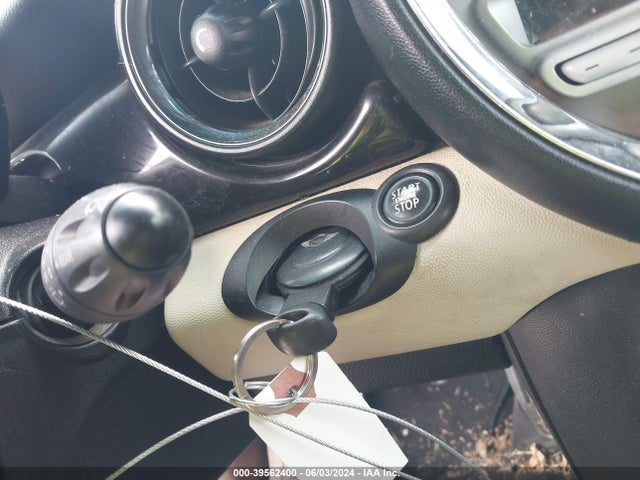 2010 MINI COOPER S CLUBMAN WMWMM3C59ATP76588 Photo 10