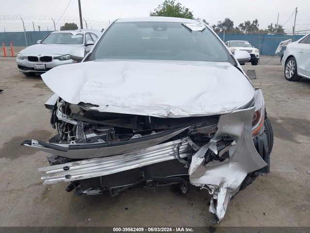 Toyota COROLLA SE 2019 JTNK4RBE0K3033300 Image 12
