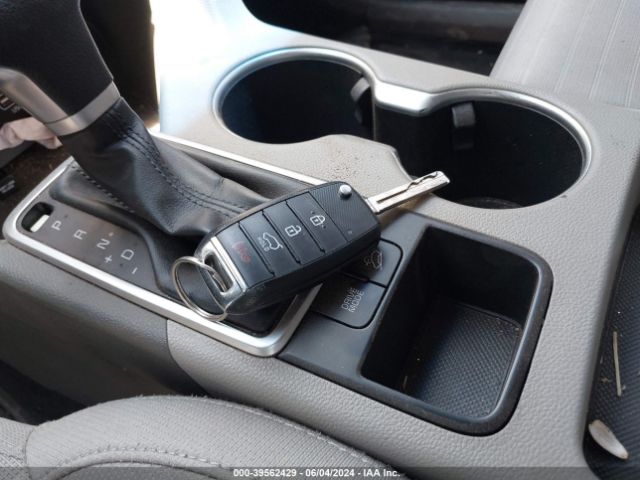 KNDPM3AC7J7388107 KIA Sportage Lx