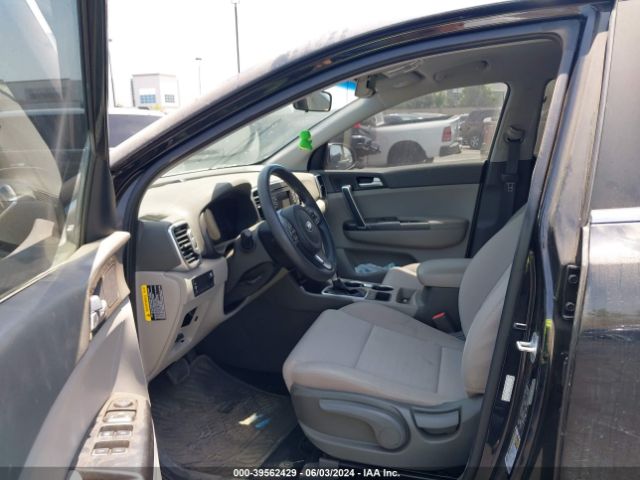 KNDPM3AC7J7388107 KIA Sportage Lx