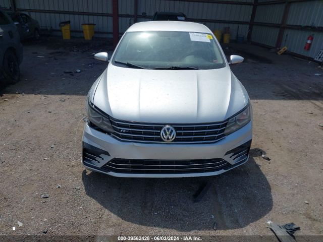 1VWDT7A34HC066889 Volkswagen Passat 1.8t R-line