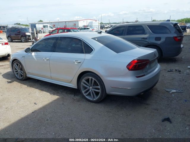 1VWDT7A34HC066889 Volkswagen Passat 1.8t R-line