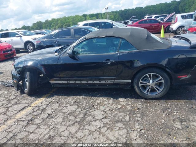 1ZVBP8EM2E5205597 Ford Mustang V6 Premium