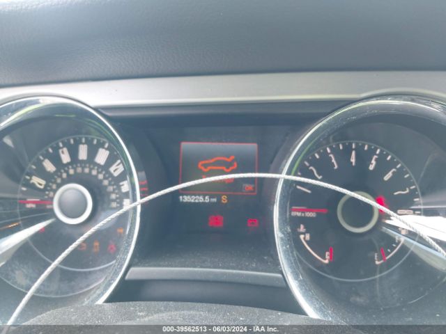 1ZVBP8EM2E5205597 Ford Mustang V6 Premium