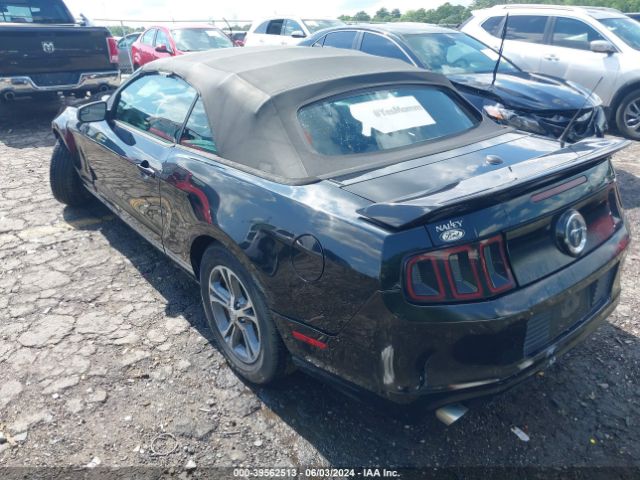 1ZVBP8EM2E5205597 Ford Mustang V6 Premium