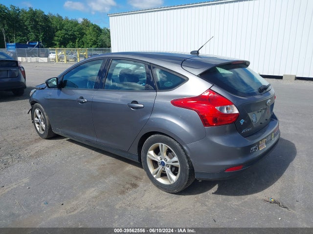 Ford FOCUS SE 2014 1FADP3K28EL188114 Image 3