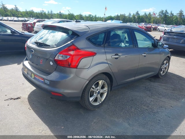 Ford FOCUS SE 2014 1FADP3K28EL188114 Image 4