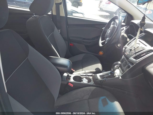 Ford FOCUS SE 2014 1FADP3K28EL188114 Image 5