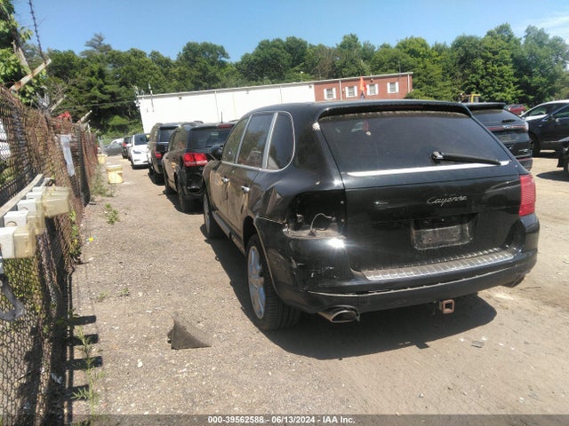 2006 PORSCHE CAYENNE WP1AA29P16LA25508 Photo 2