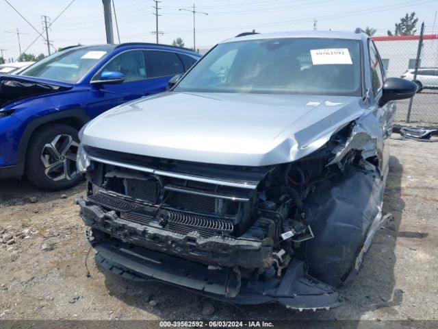 3VVCB7AX0NM146996 Volkswagen Tiguan 2.0t Se R-line Black
