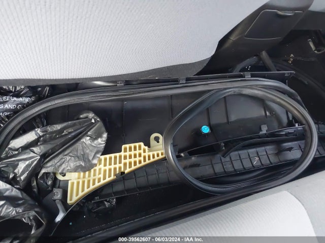 Toyota COROLLA L 2015 5YFBURHEXFP224425 Image 12