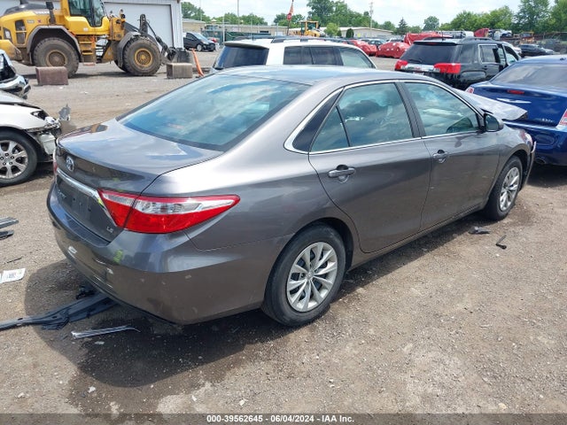 Toyota CAMRY LE 2017 4T1BF1FK5HU324695 Image 4