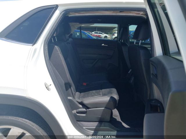 1V2WC2CA2MC211379 Volkswagen Atlas Cross Sport 2.0t Se W/technology
