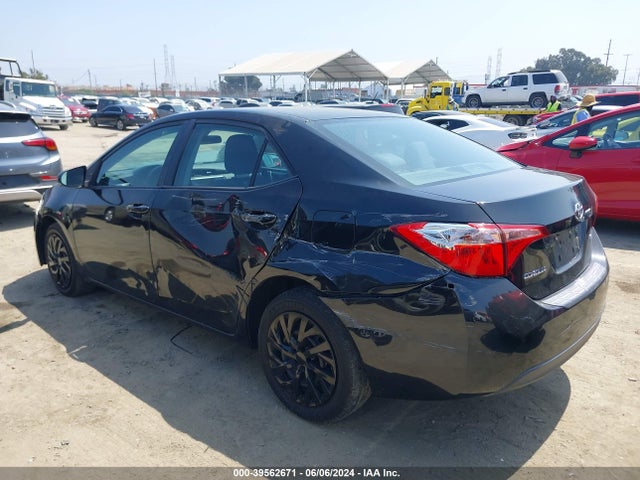 Toyota COROLLA LE 2019 2T1BURHE3KC158360 Image 3