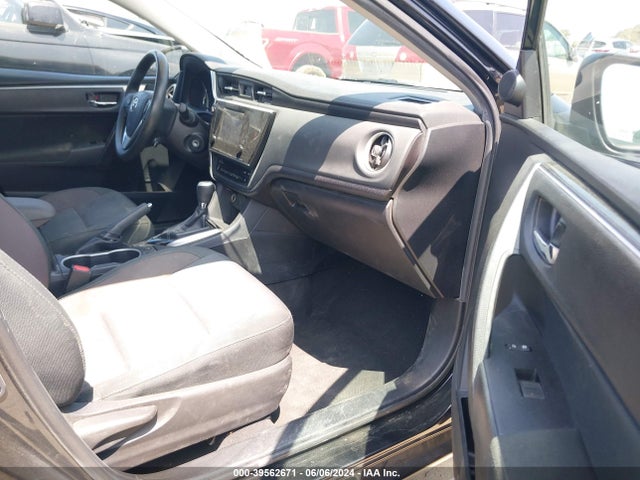Toyota COROLLA LE 2019 2T1BURHE3KC158360 Image 5