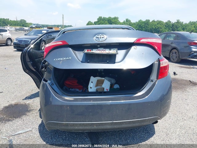Toyota COROLLA L 2018 5YFBURHE5JP780408 Image 16